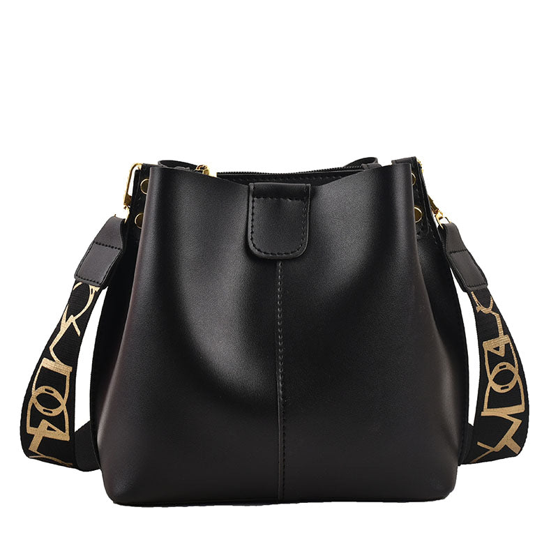 Women's Wide Shoulder Bag
